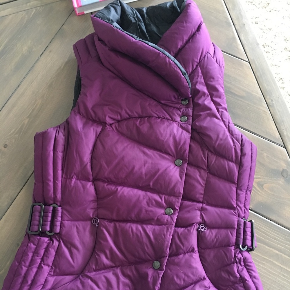 Lululemon reversible puffer vest
